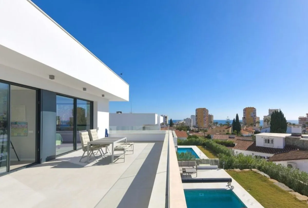 4964feee-a766-47d2-8d1e-22ad833475af