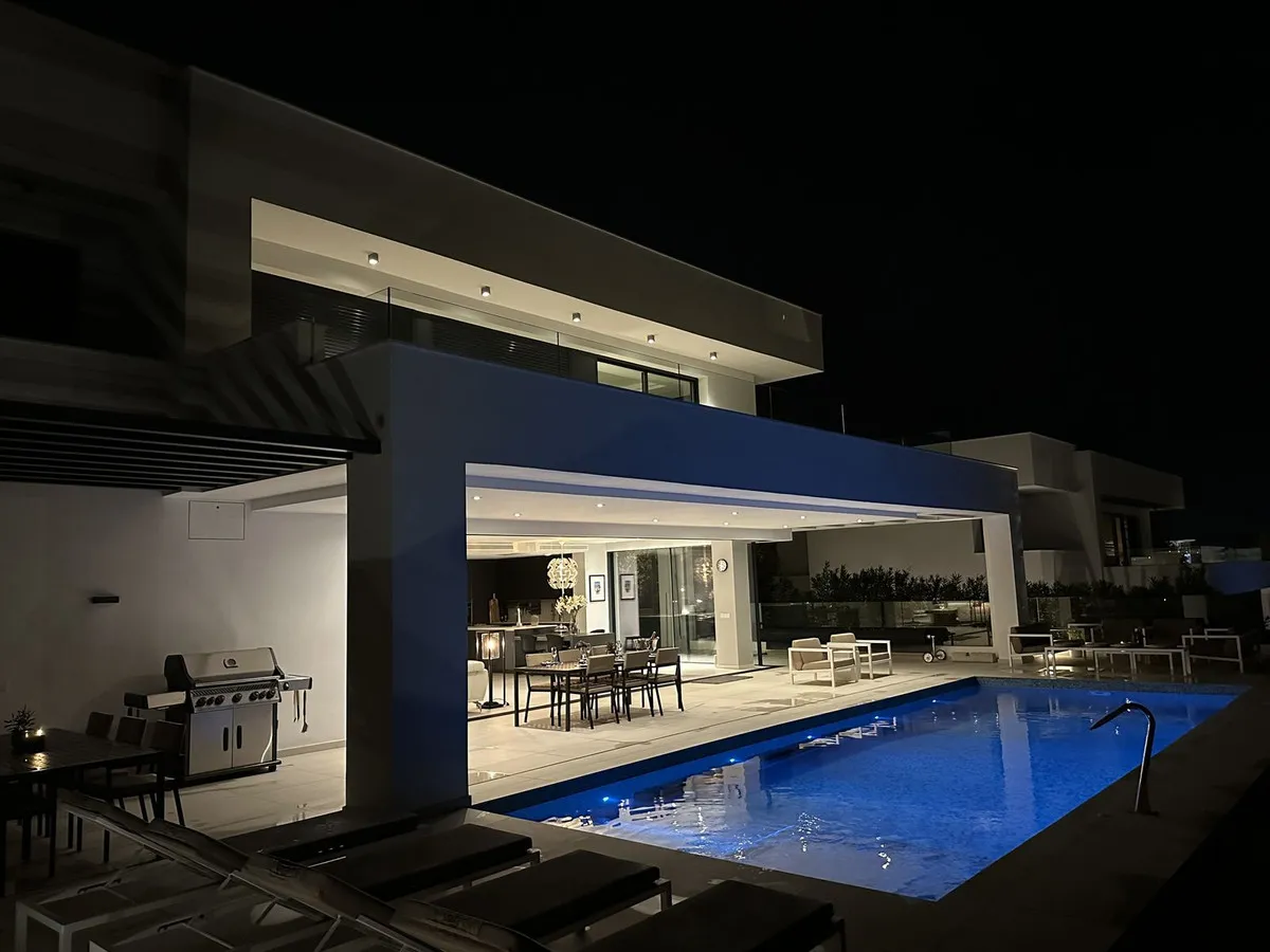 713d25ea-e11c-471f-8307-7a9febbe2a77