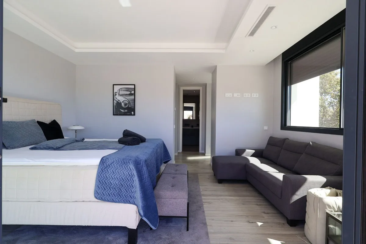 82a8fe69-7b90-45c1-a420-21eb467206f5