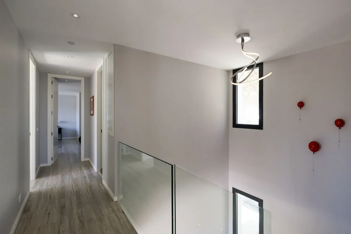 e55df352-8d62-4ff7-b895-efa6100790eb