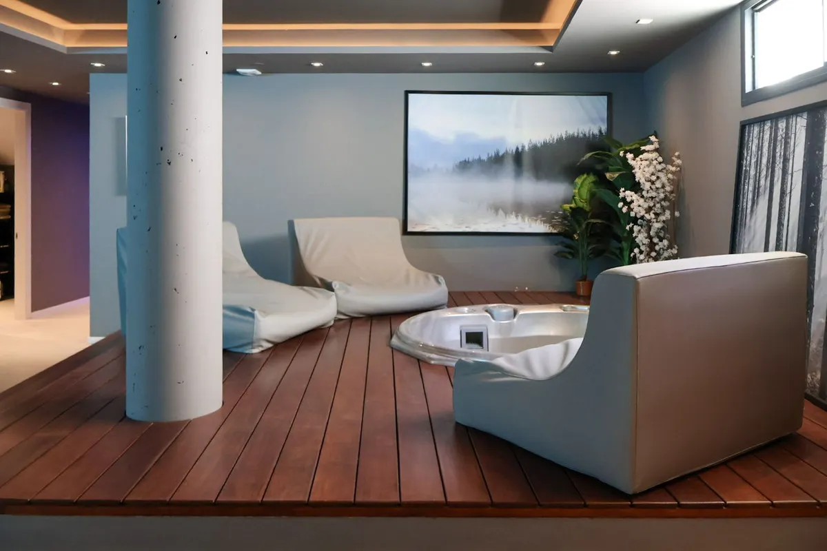 f990d6d8-0d2b-4d62-8078-ff36c02b551f