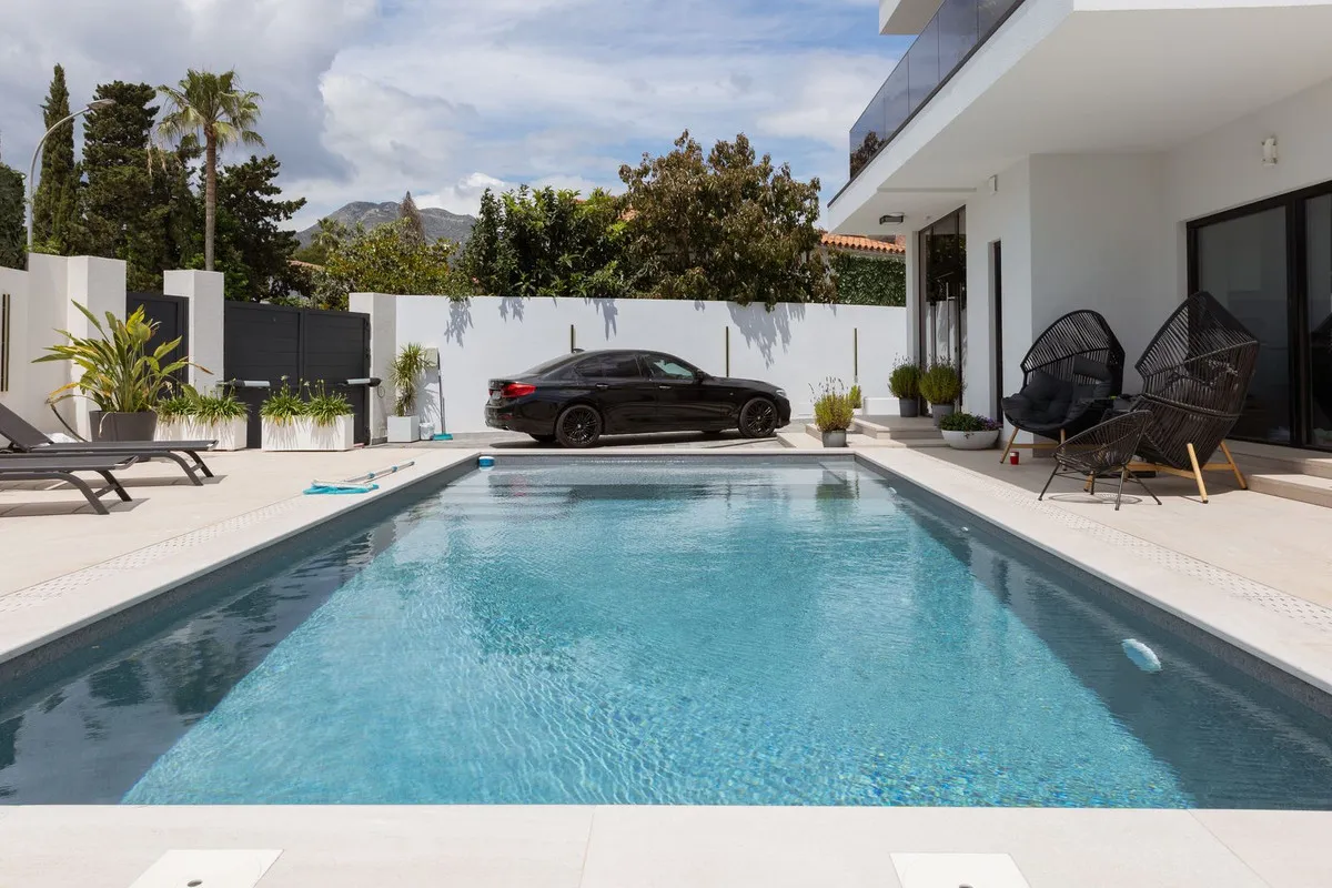 16289eee-7366-45a2-b74e-781a6f05762b