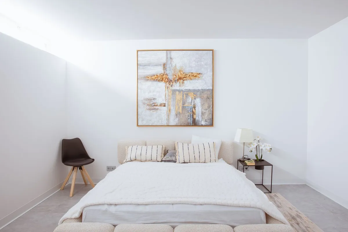 1ee6e183-6a6b-4ec3-8fea-ff8d7cdac570