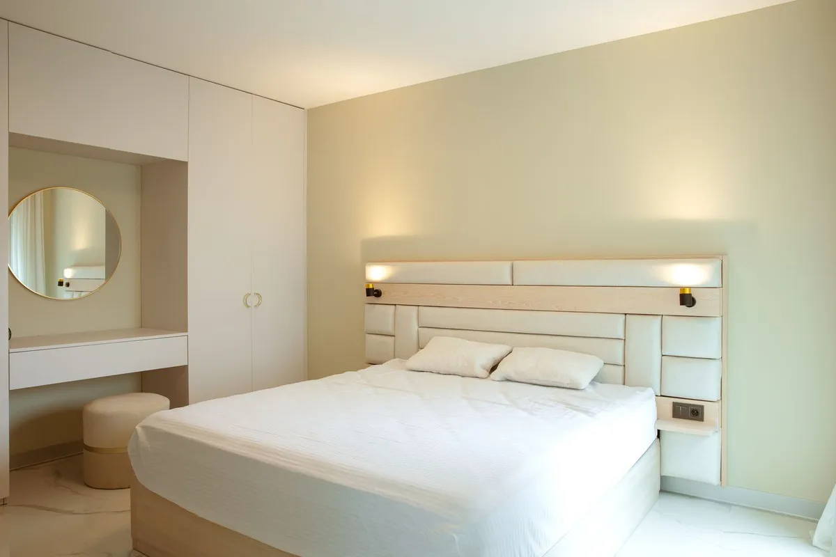 b378ef78-579c-4dc4-80f6-b4b255bf51a2