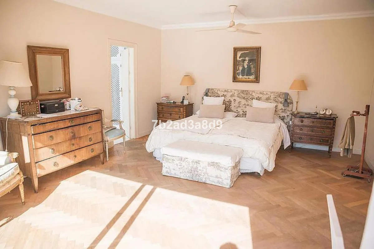 7a2dd051-902b-4a61-b874-7e0c7e300f2b