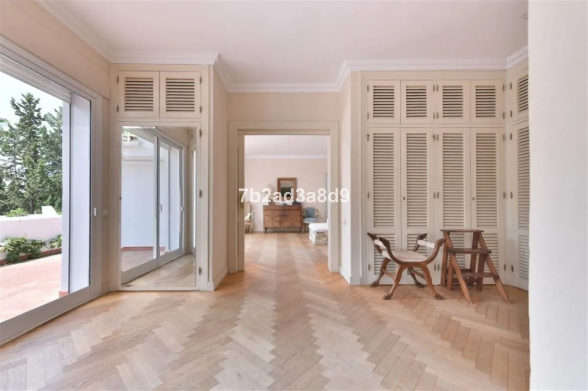 e869cc81-5482-4133-be43-6b8dcde83e73