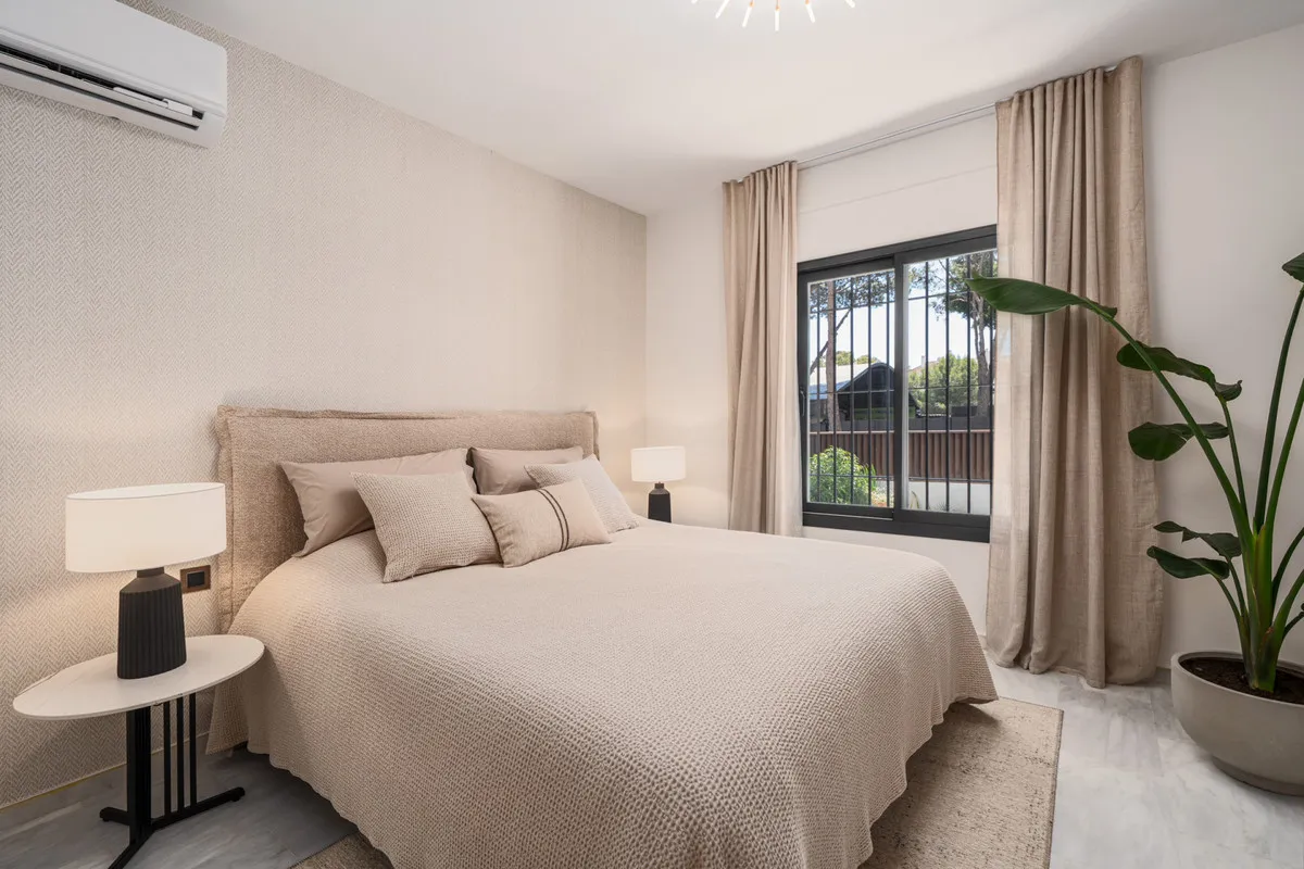 055880e4-2ff1-40f5-8b0e-a0ec9d1a38b1