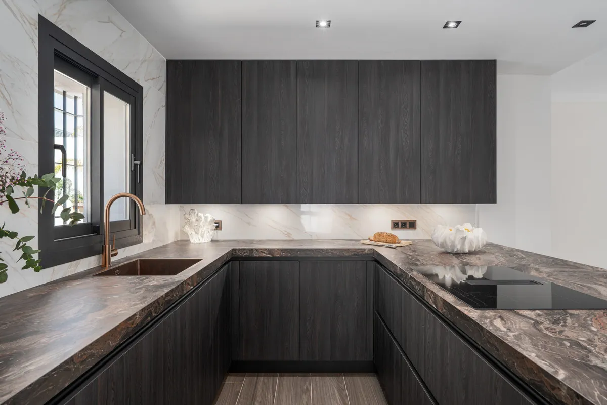 4d2127f9-6a6b-45d8-a821-9d1d15e63847