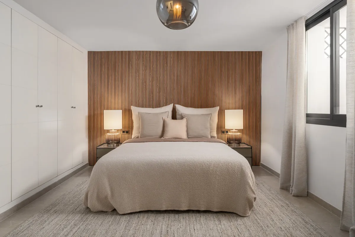 bcb7e276-4da4-471e-ad97-b1f11f5bebbd