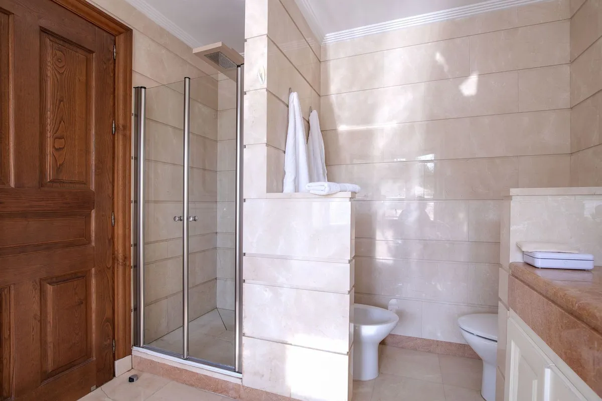 3d02a6ef-8d7b-4869-b17b-bd7aaf3dd21d