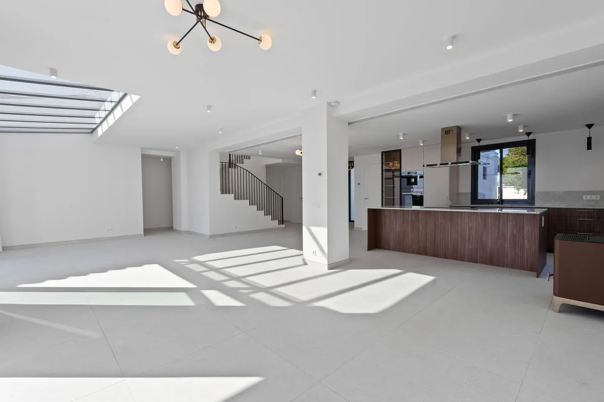 2dc79b95-c901-453f-892e-971c64c3716e