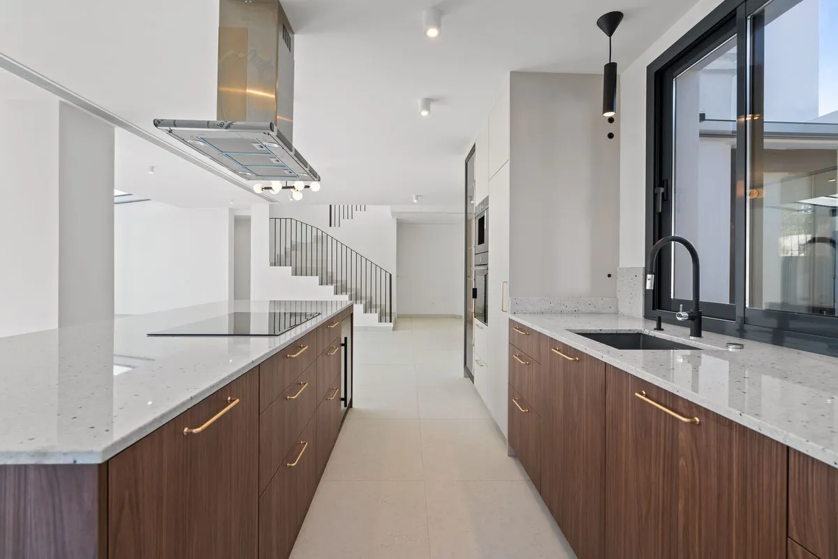 ceae43f2-e885-43d2-a772-13d86c7c98c0