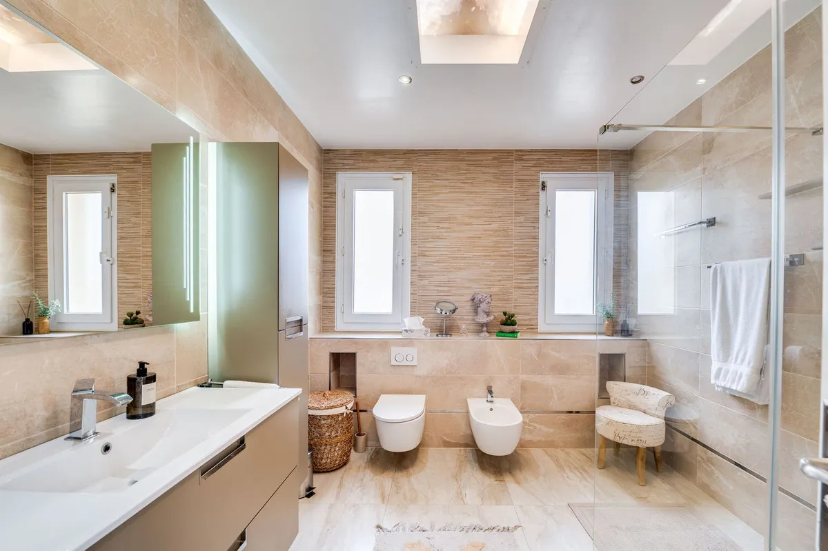 28b052b5-317b-4902-b58d-debec68c3931