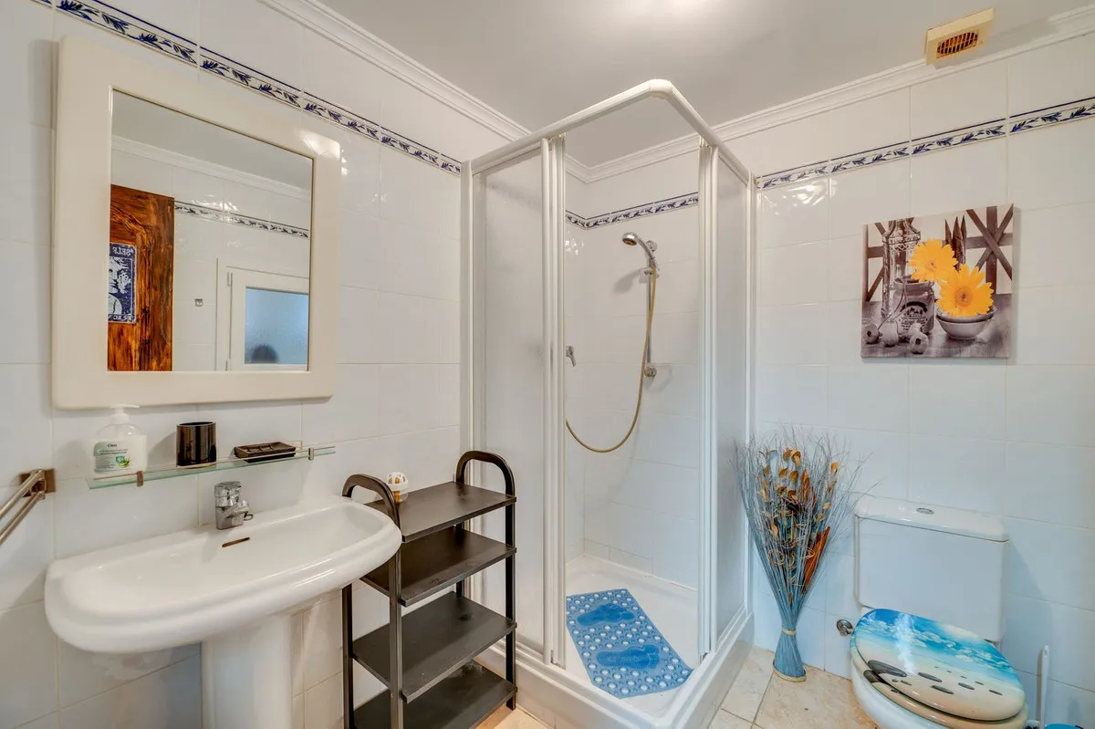 a14107e8-486e-465b-8911-03edc7244008