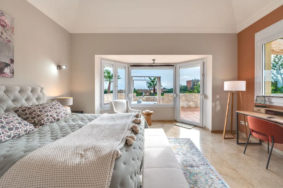 c44ae603-a676-47c2-8739-58eec3f46991