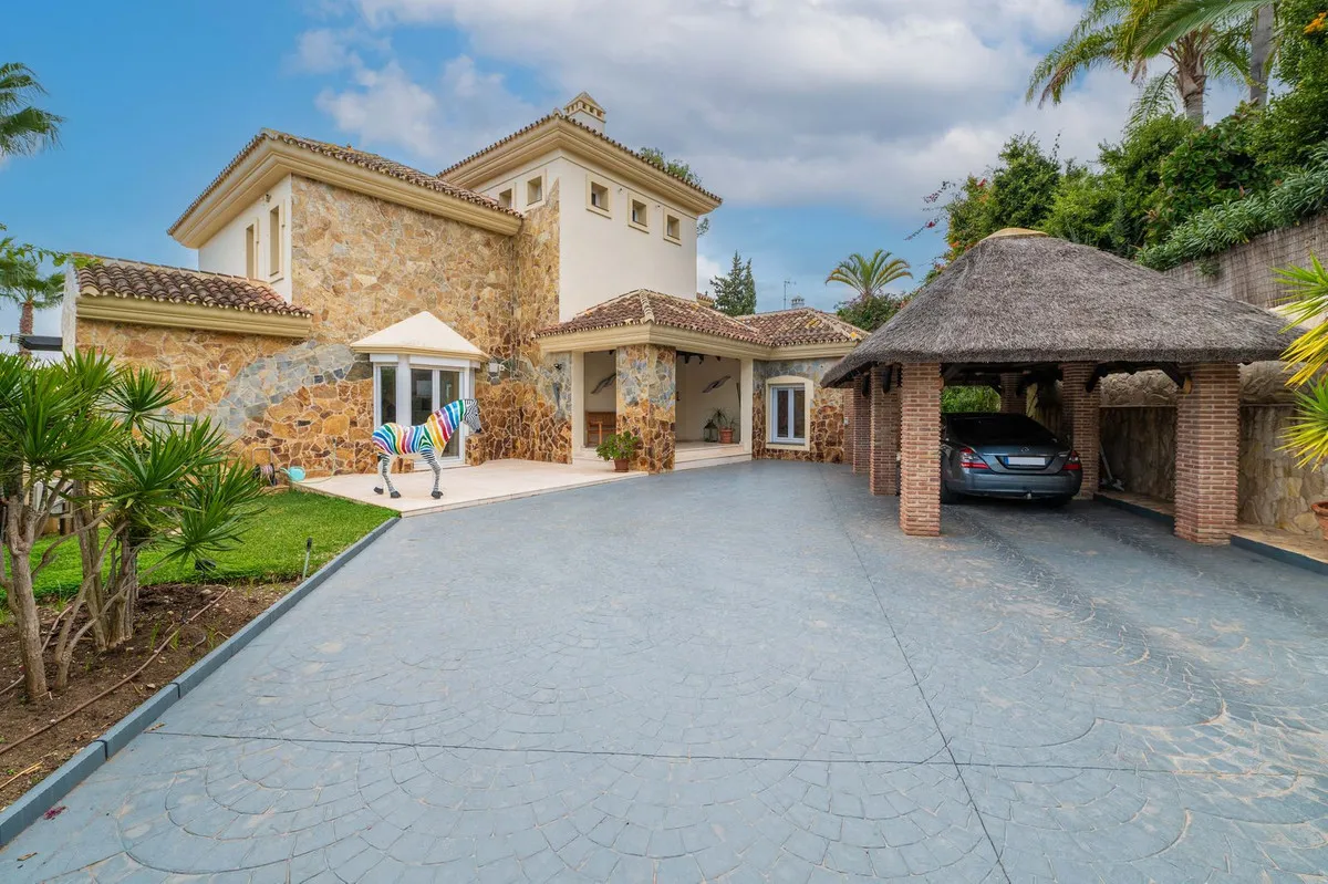 ca5e82a3-afb8-457a-9692-505bee43a3a6