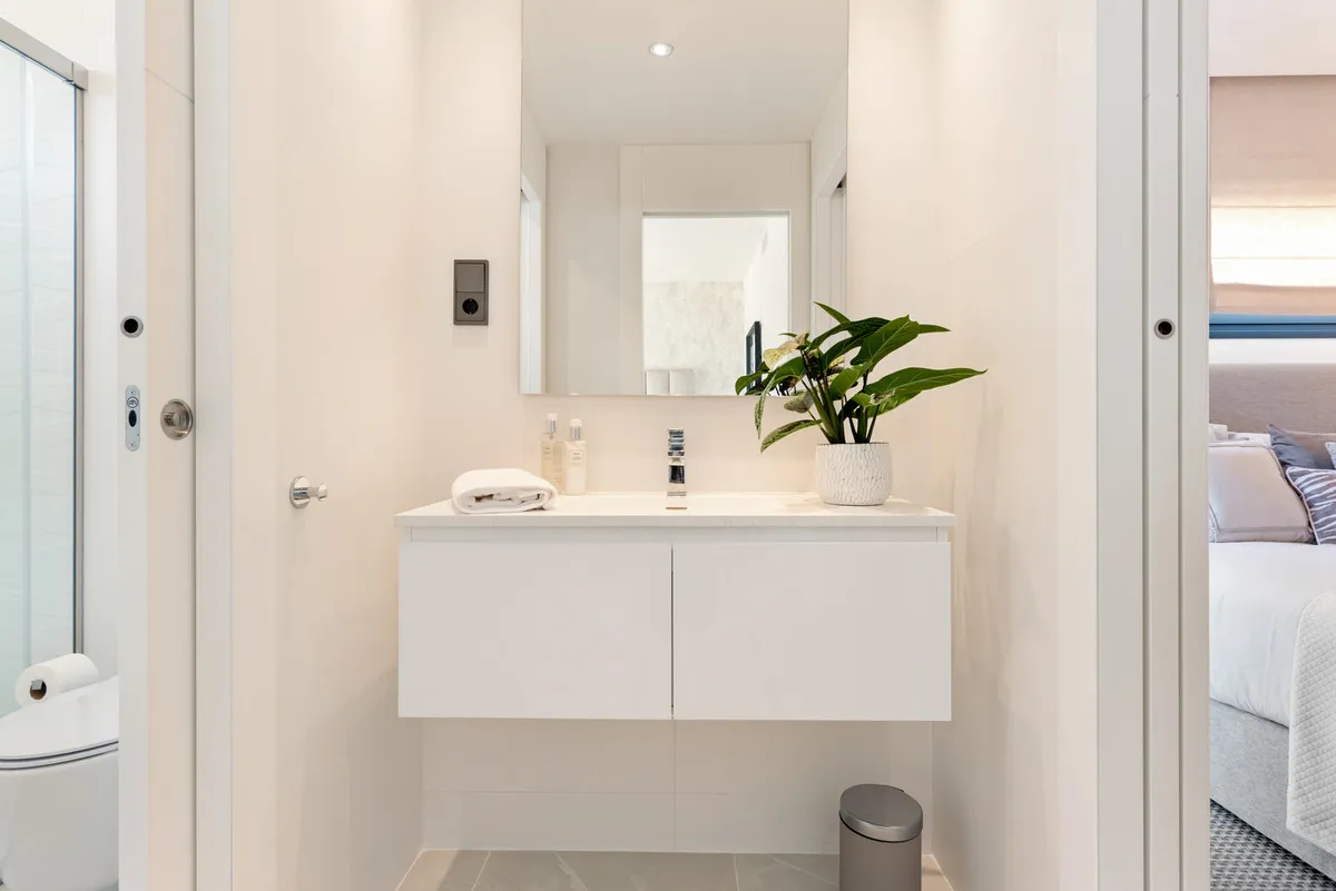 032184f2-6860-405c-81e8-4d4b10456a9f