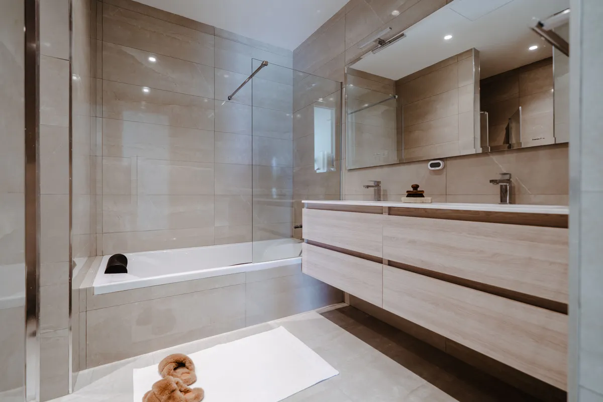 0c47bd51-2329-41df-905c-3ecce4b857f8