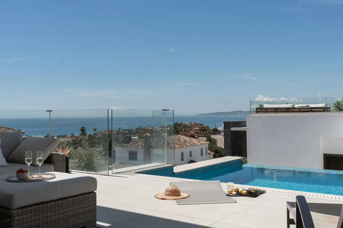 1e99d3a6-480a-48f8-b786-ea0060fc4d02