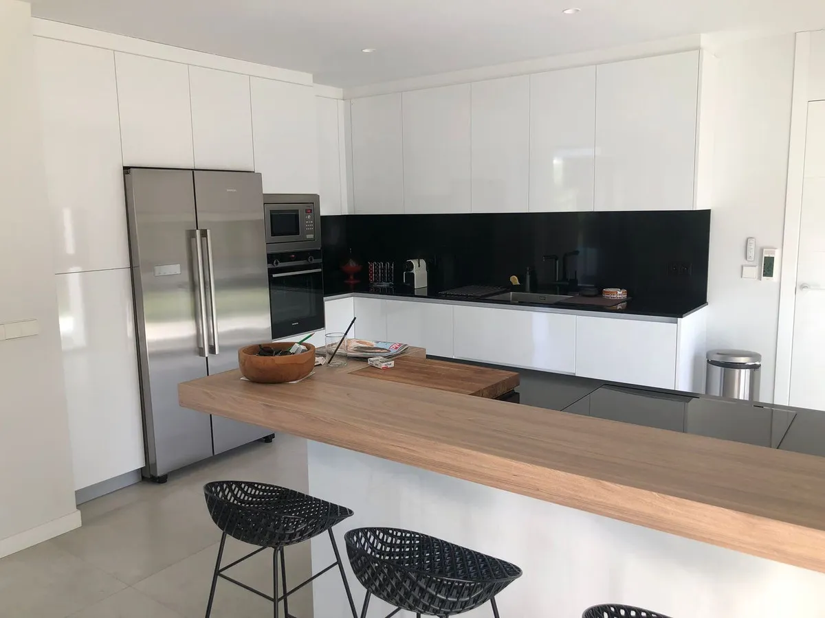 02d6529b-b1ed-4dd1-b5ea-49e73e022611