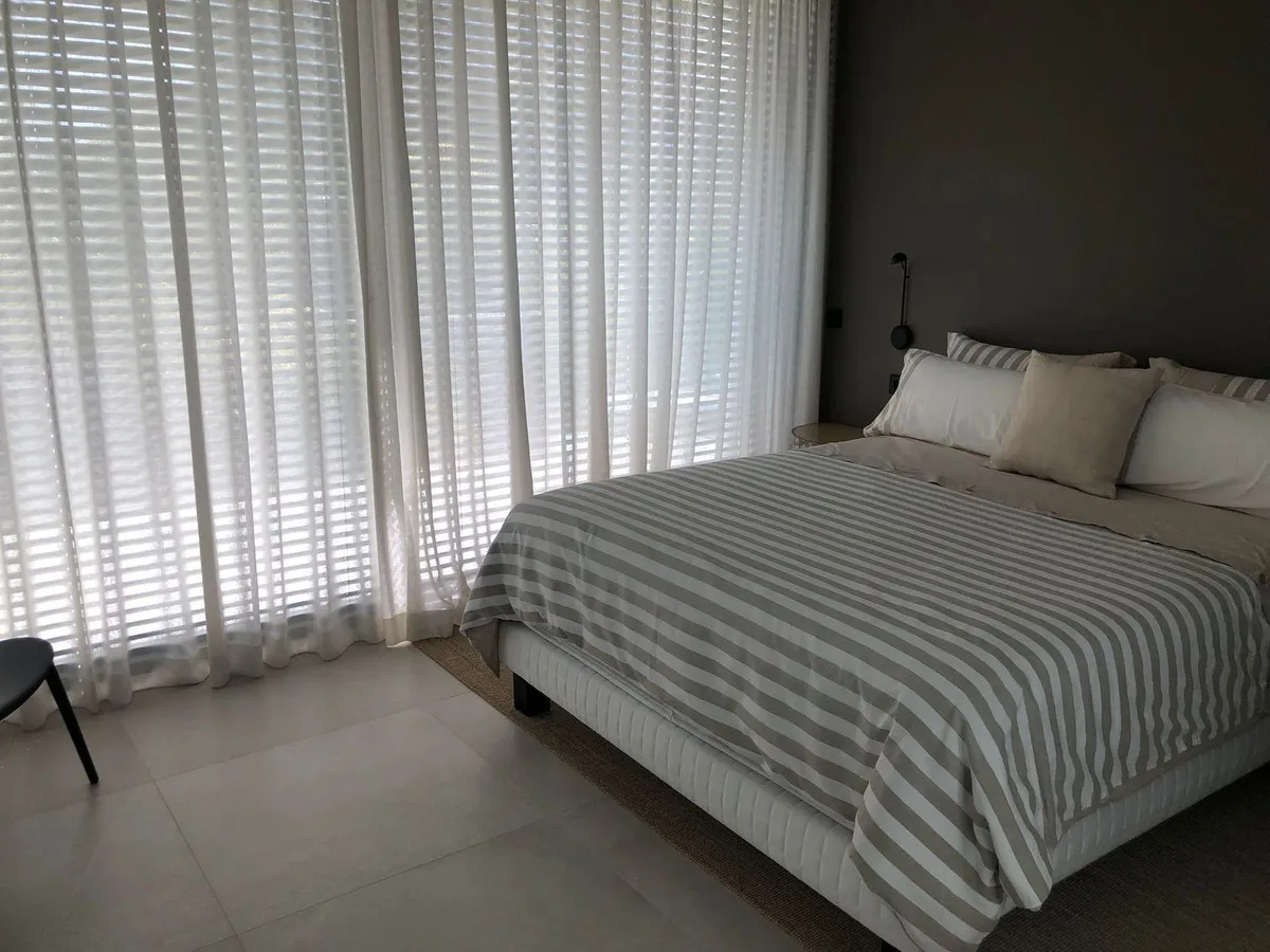 a03aa811-cbbf-457f-bb89-06752704878d