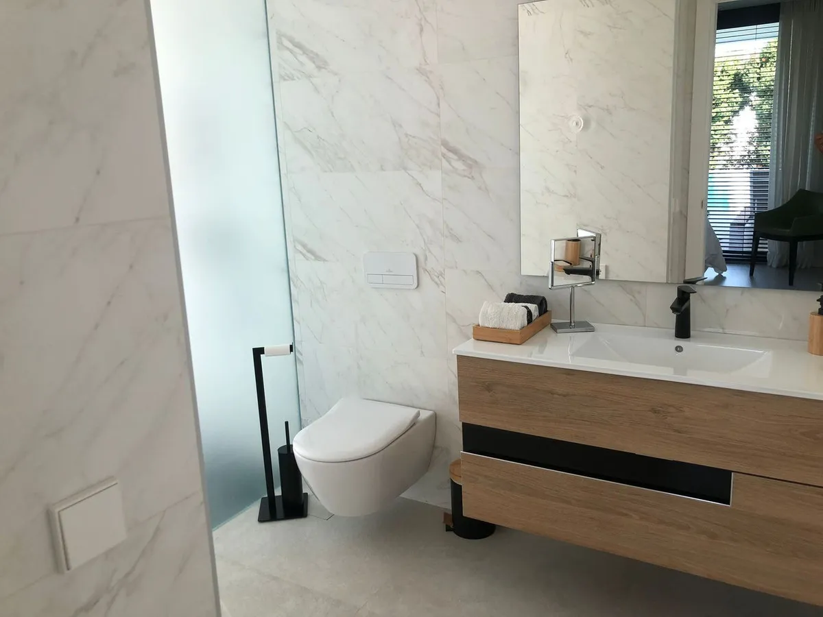 a66b2ac7-5fed-4856-9cd2-c0f58c760e73