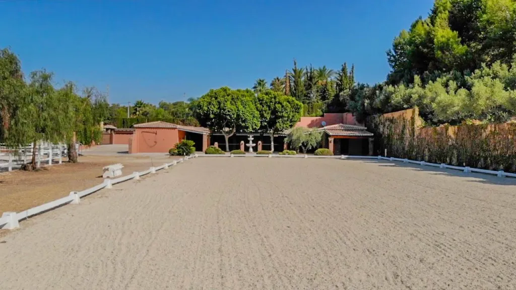 0033f791-848f-4921-99ce-19102ec6ebd0