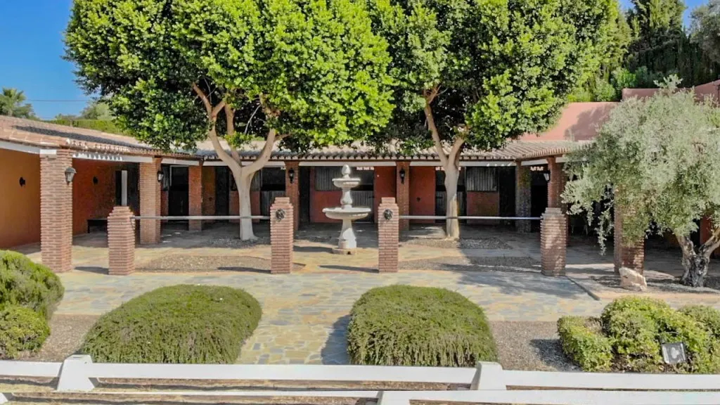 6c173fc8-8e64-4c97-b27f-e6d90f8d0cbe