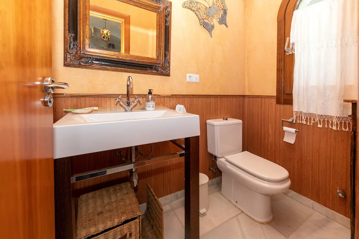 12b8abf3-cc72-4bb0-adf6-bd060a322e86