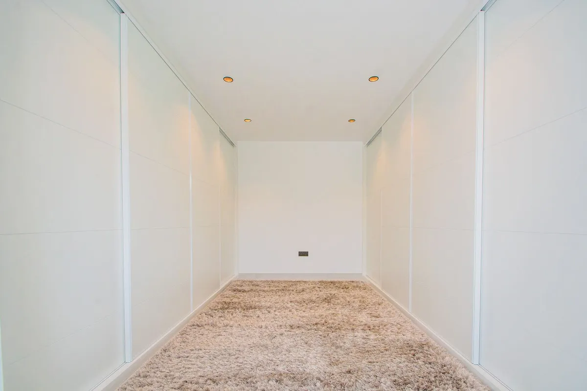 c175f34f-3dd7-46f1-9d6f-fbdcde25fbcd