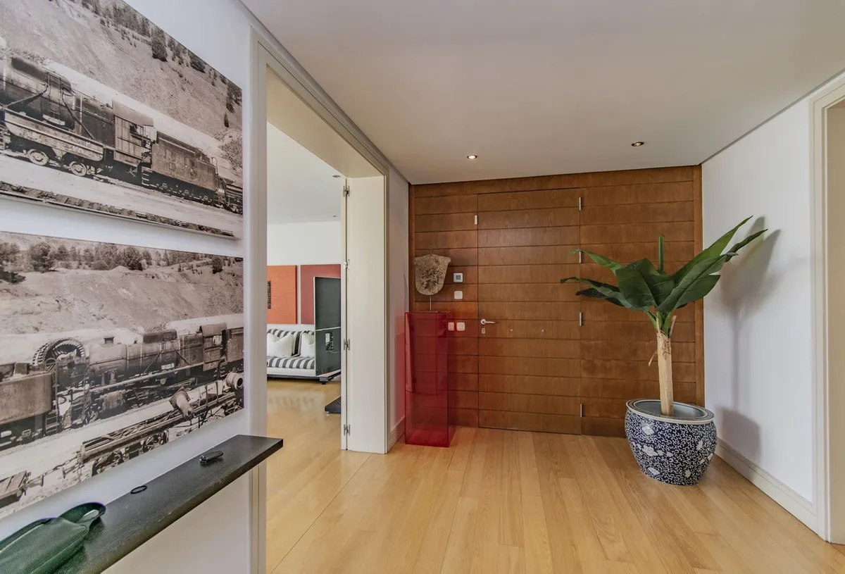 5ed44ea7-beb3-4b49-b33b-c53683c11611