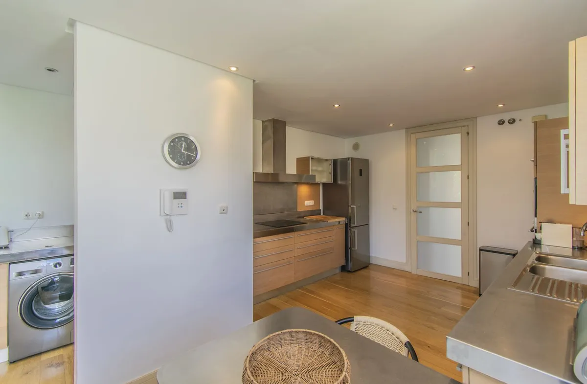 c4e0d2c2-5953-4049-bfe3-89cf2dabf974