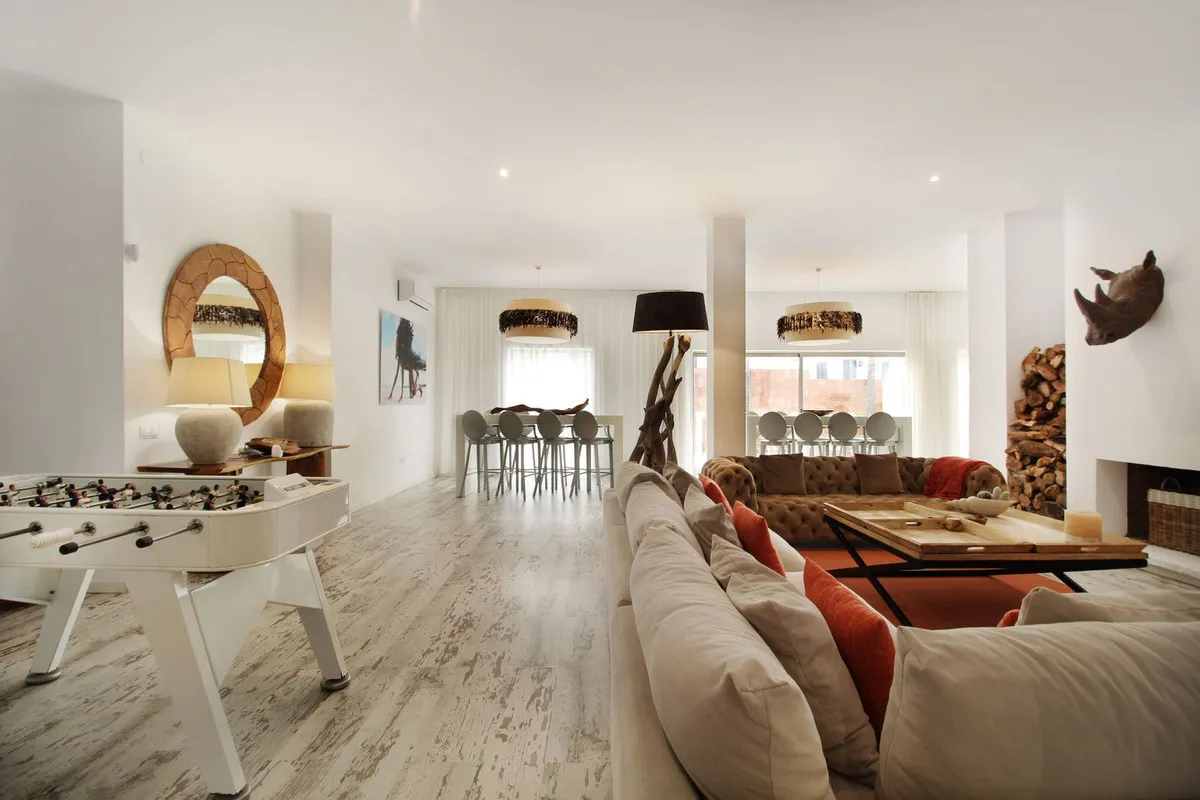 684ffe33-3388-444d-867c-af48264faa8a