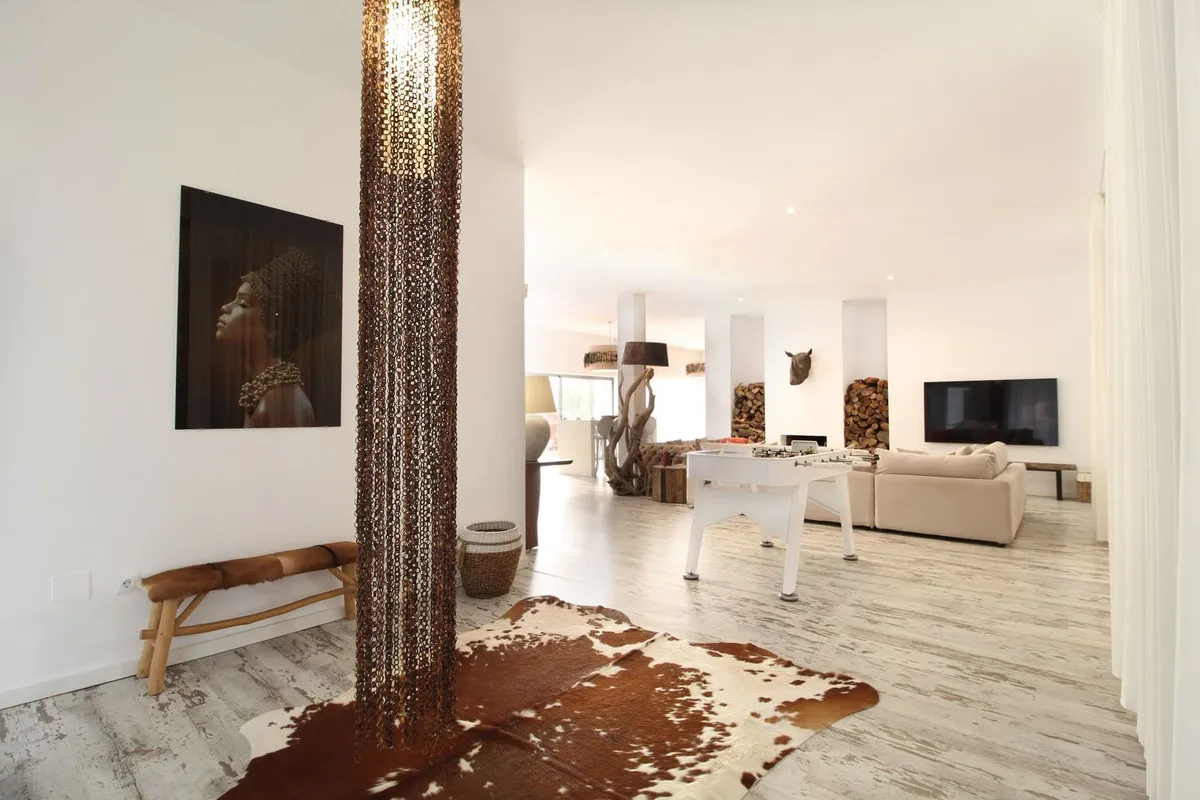 99098f9d-aead-4324-b62d-265309e0f9eb