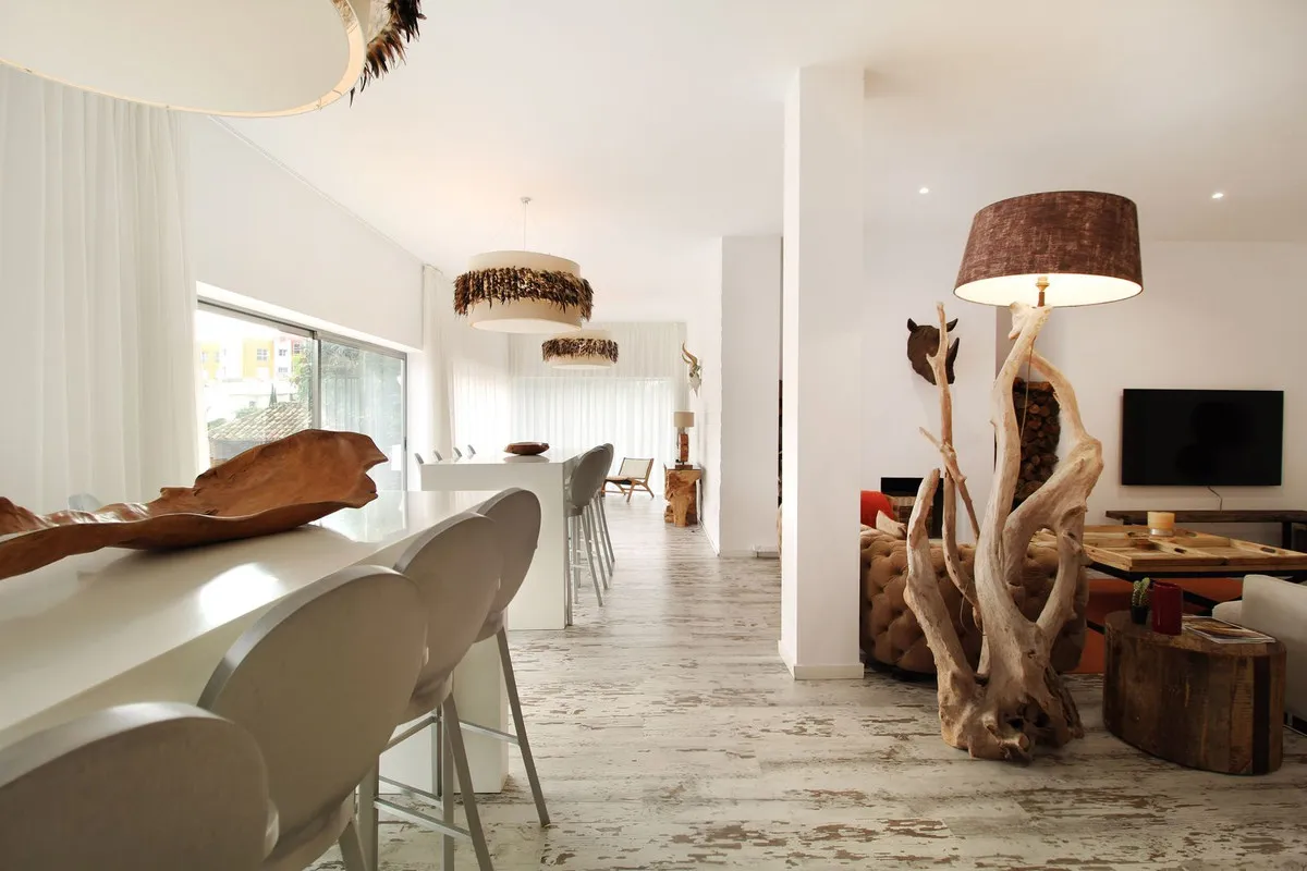 dfcfe595-da14-446a-ae23-23210016f8f0