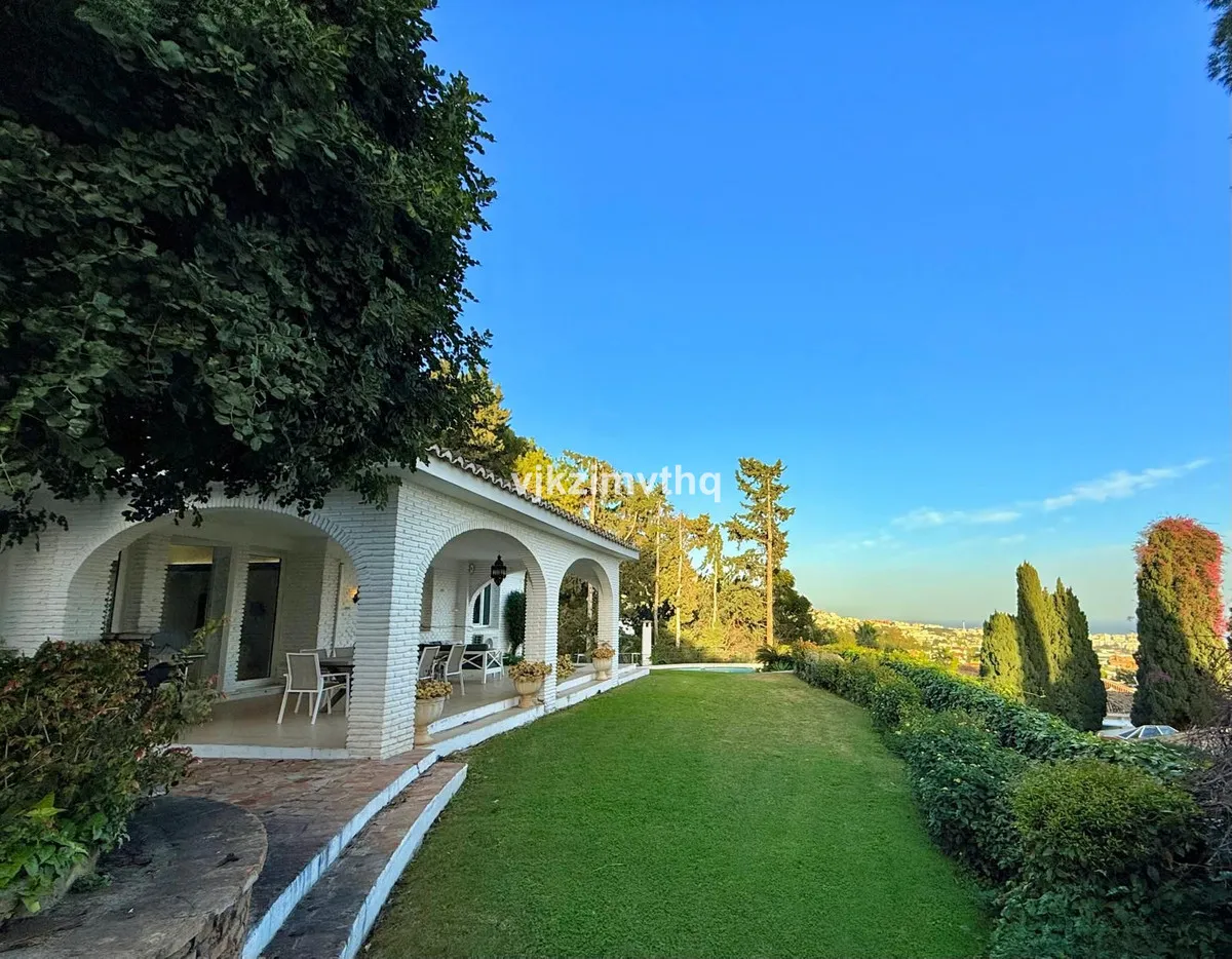 8c140bfa-c34c-4d40-b295-17be96a41c6c