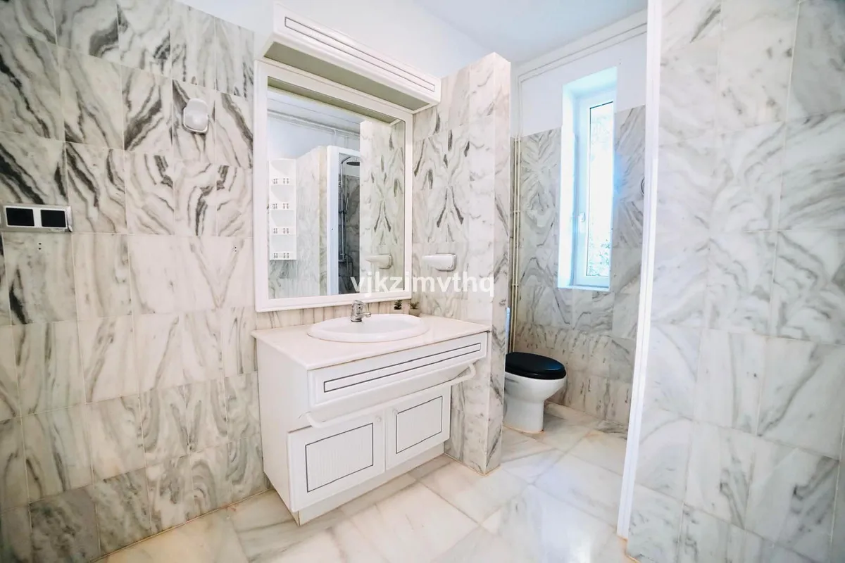 acb7ff11-41ab-4a54-9b69-7fc07619ac04