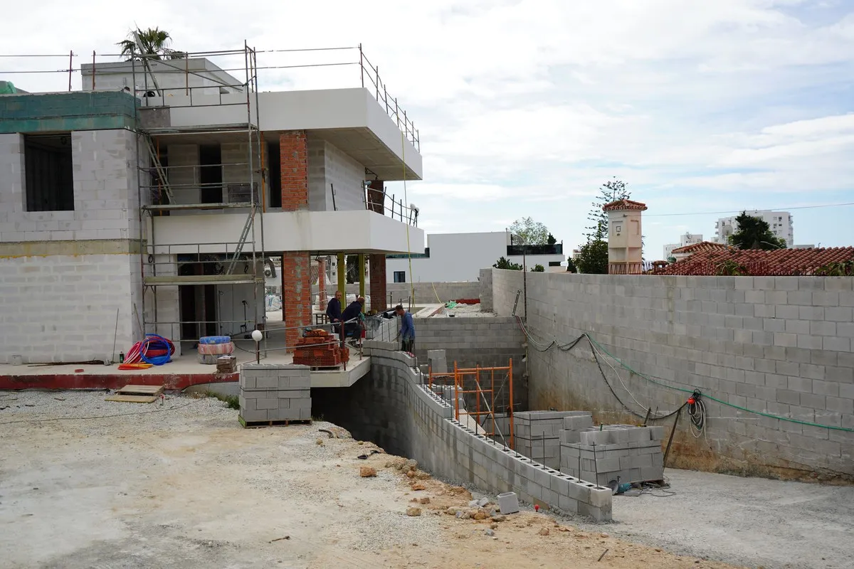 08881381-df83-4d38-80dc-3414ba30005d