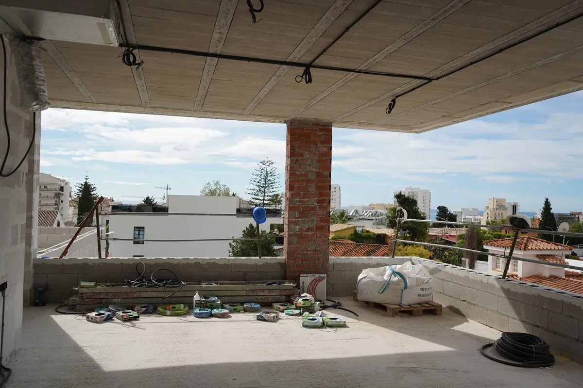 6ab6f2fa-2d1f-44b0-9008-36bbb3c2c67e