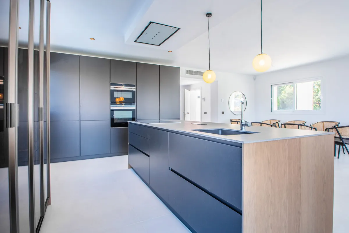 1371ca94-4bce-4b04-bc3c-aac58c2776bf