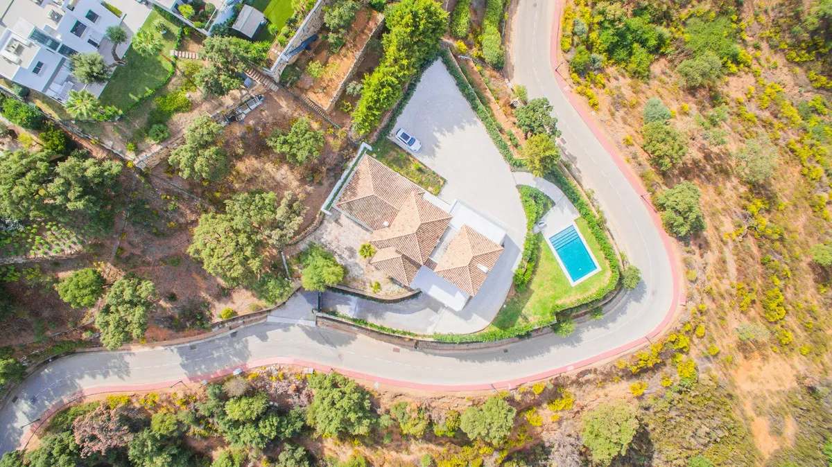 44b15cb6-b340-447f-9ec8-553cb6e57bfa