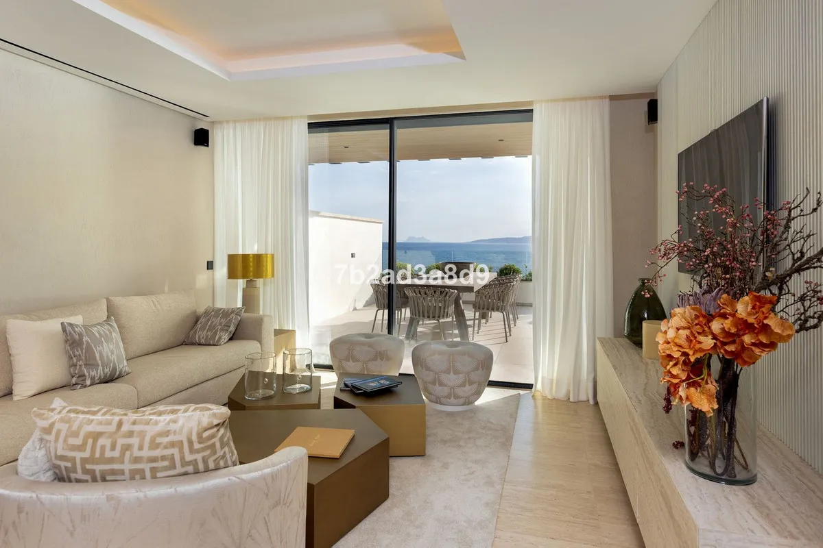 fa4303eb-0c53-4f33-965b-8f9bf788e19d