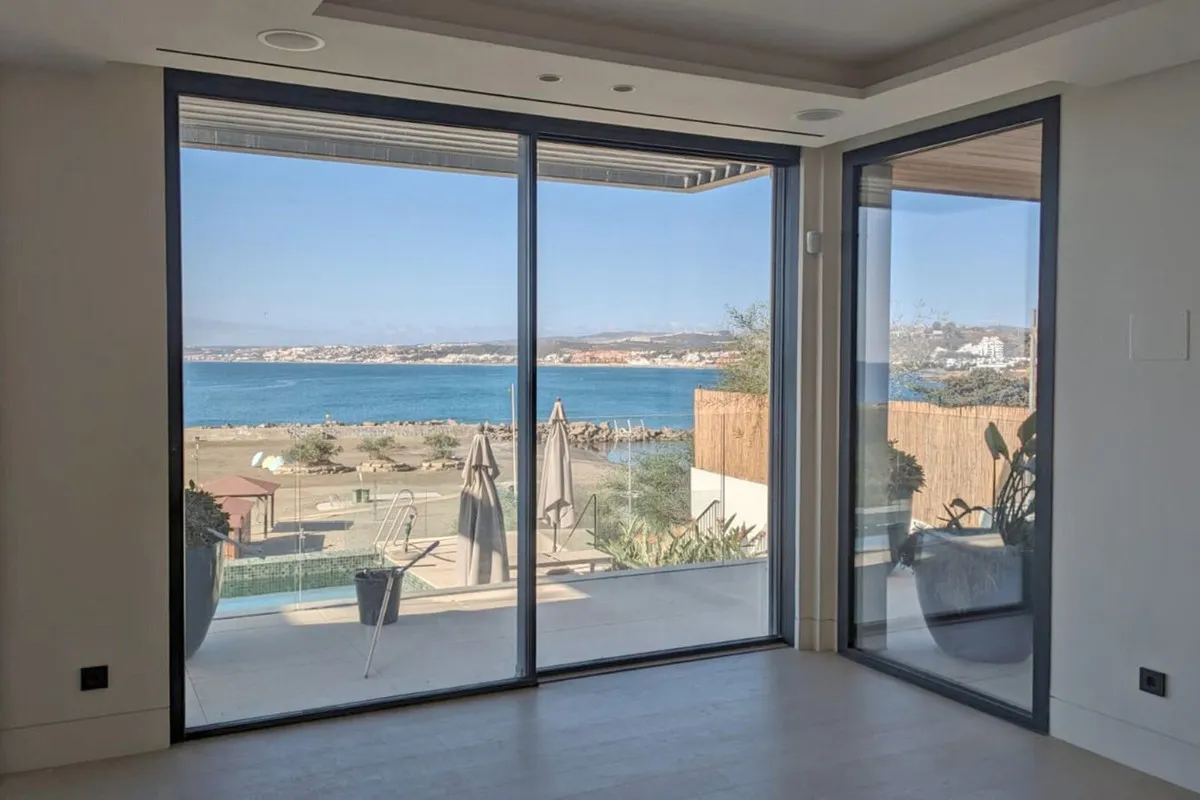 7f587e4c-57b8-4c39-af26-bcea199b540d