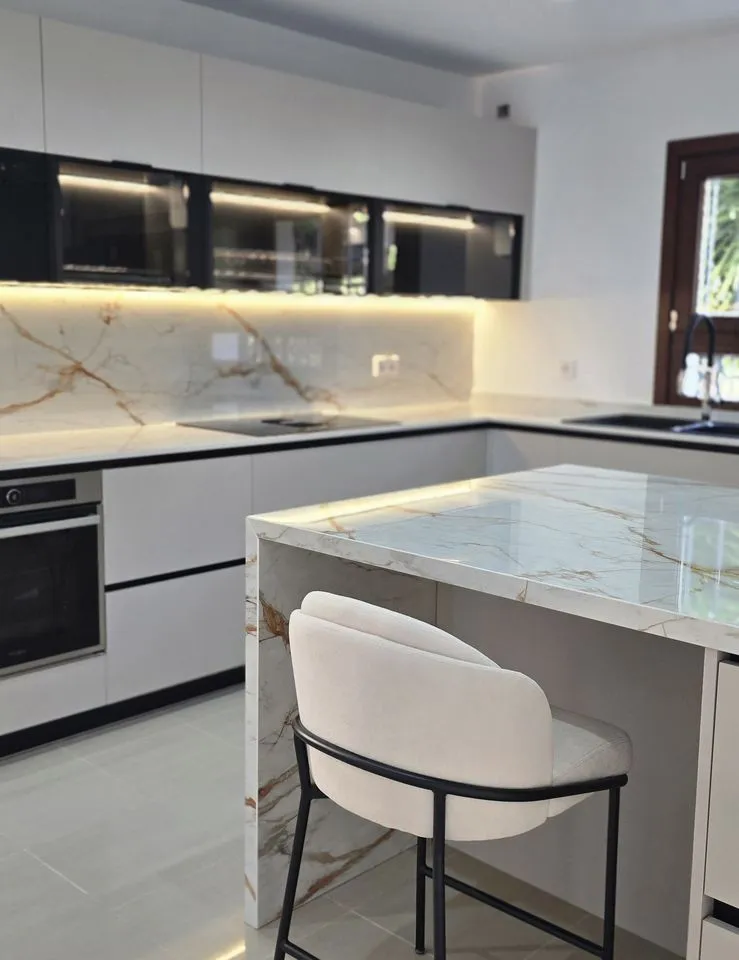 968ca70d-db4a-4d61-8f59-551bbff79cfc