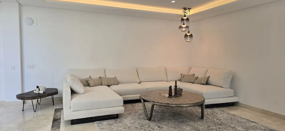 c52843ea-bd00-454b-a70e-f4a7812c6cfa