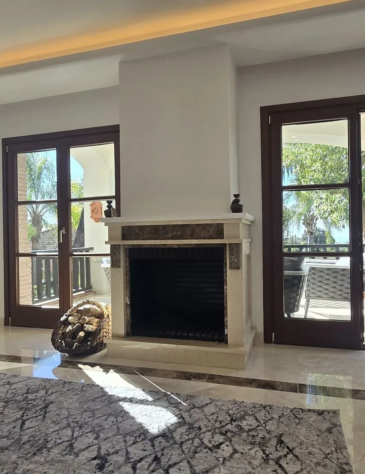 f124365d-056b-4f54-857e-5f024dbe1ccb