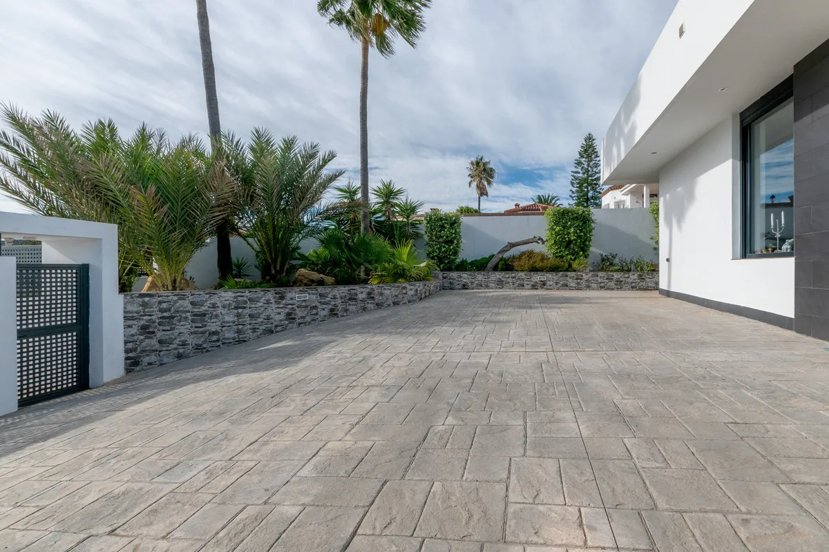 4743ad4e-9a63-4513-9e93-7aff4b45077c