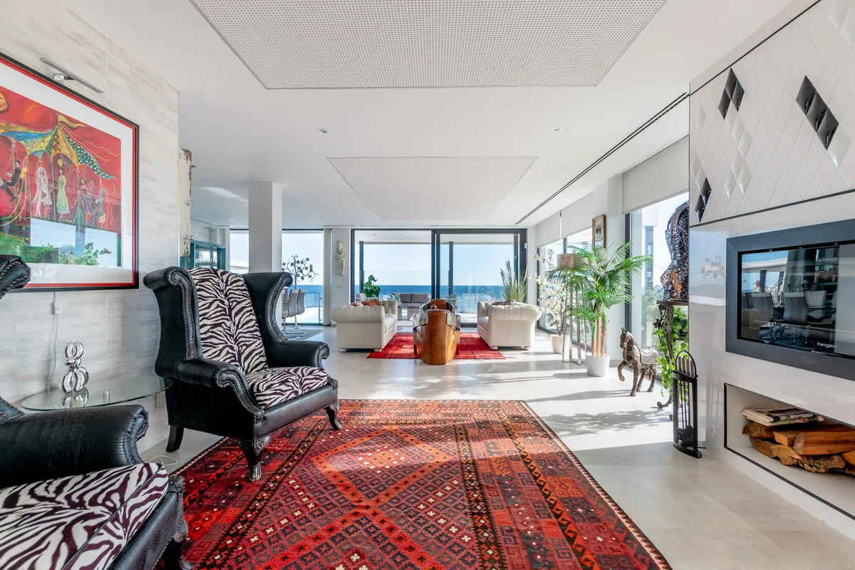 649a93c2-c998-4824-9903-7626abc4ffd2