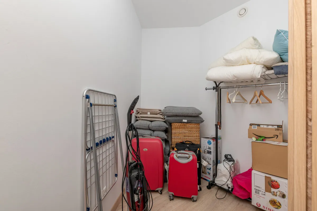 7f7c3a1a-8618-4373-860b-6f1f59d0aecc