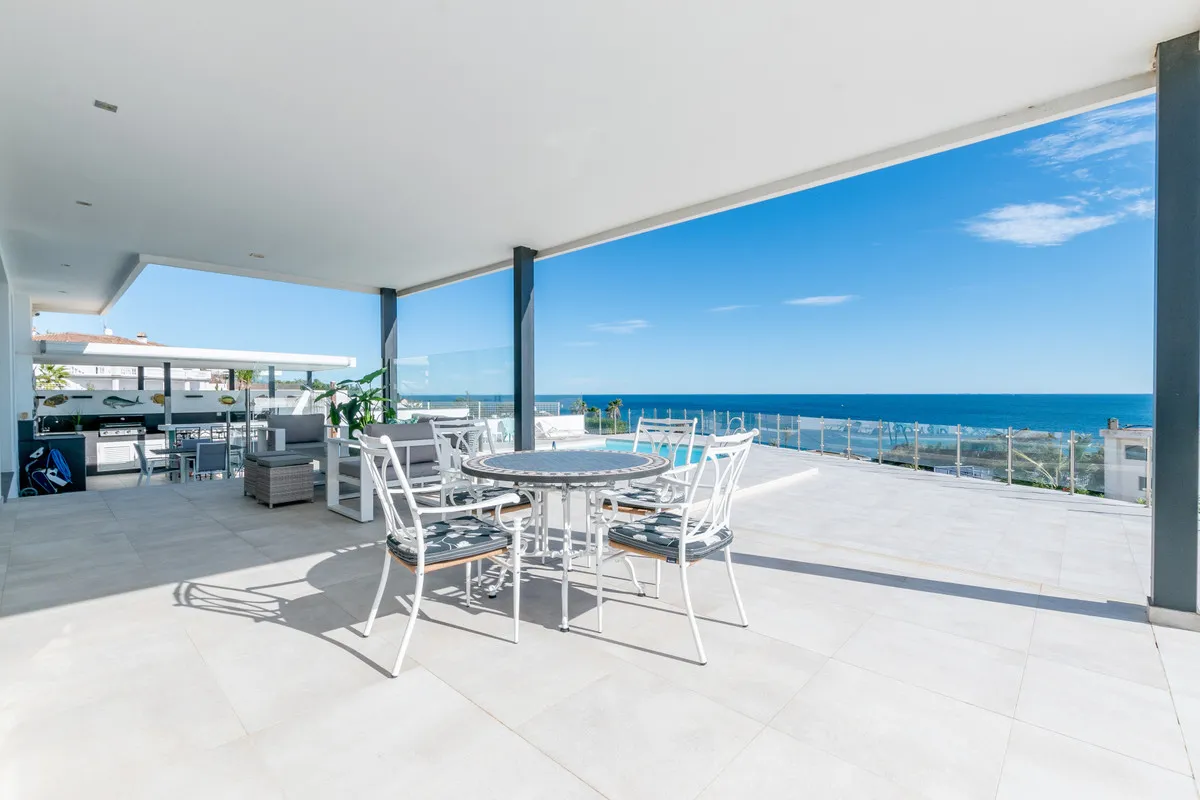 db3296b0-71f3-4d01-a7b3-1d49dde1de87